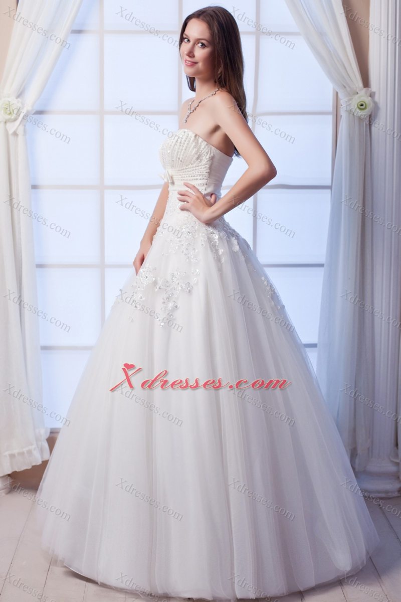 Best A-line Strapless Floor-lengthTulle Beading and Hand Made Flowers Wedding Dress