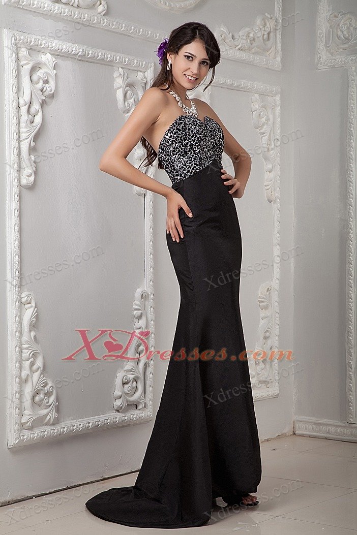 Black Column Sweetheart Brush Train Satin Beading Prom Evening Dress