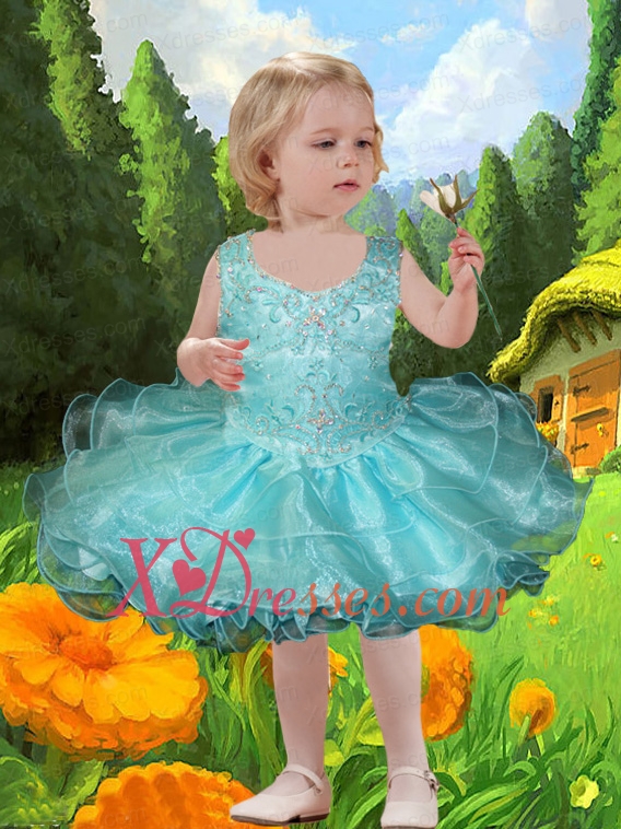 Sweet Organza V-neck Knee-length Little Girl Dress in Red