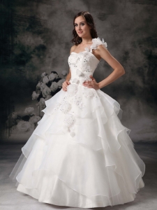 White A-line One Shoulder Floor-length Organza Appliques Quinceanera Dress