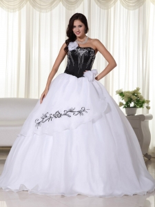 White Ball Gown Strapless Floor-length OrganzaEmbroidery Quinceanera Dress