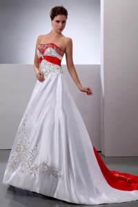New Arrival 2019 Wedding Dress With Embroidery and Beading Court Train A-line
