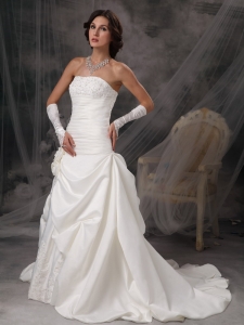 Beautiful A-Line / Princess Strapless Court Train Satin Appliques Wedding Dress