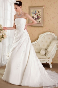 White A-line / Princess Strapless Court Train Organza Beading Wedding Dress