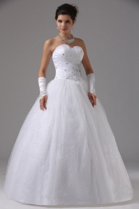 Wedding Dress With Beaded Decorate Waist and Sweetheart Tulle