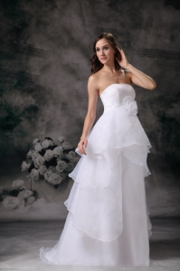 Modest A-line Strapless Floor-length Organza Hand Made Flower Wedding Dress