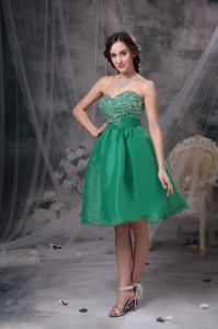 Green A-line Sweetheart Knee-length Organza Beading Prom / Cocktail Dress