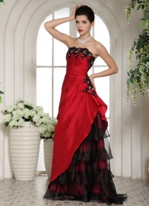 2019 Wine Red Ruffled Layeres Prom Dress With Appliques and Ruch