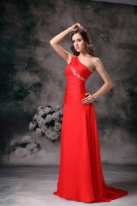 Red A-line One Shoulder Brush Train Chiffon Appliques Prom / Evening Dress