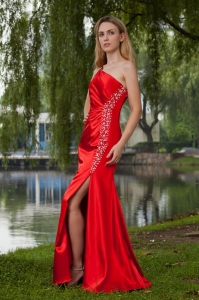 Red Empire One Shoulder Floor-length Taffeta Beading Prom Dress