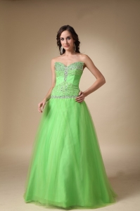 Spring Green A-line Sweetheart Floor-length Taffeta and Tulle Beading Prom Dress