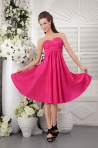 Discount Empire Sweetheart Knee-length Taffeta Ruch Hot Pink Dama Dresses for Quinceanera