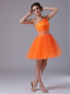 Pretty Orange Beaded Decorate Waist Organza One Shoulder Mini-length Homecoming Cocktail Dress