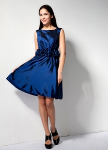 Royal Blue A-line Scoop Knee-length Taffeta Hand Made Flower Graduation Cocktail Dress