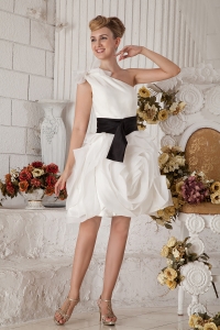 White A-line One Shoulder Mini-length Organza Sash and Bows Prom Holiday Dresses