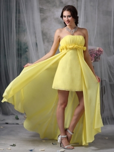 Yellow Column / Sheath Strapless High-low Chiffon Hand Made Flowers Maxi/Celebrity Dresses
