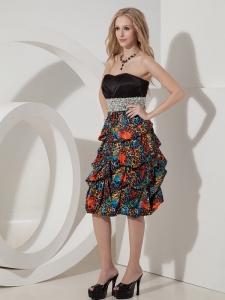 Colorful Column Strapless Knee-length Printing Beading Nightclub/Cocktail Dress