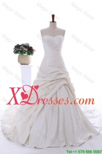 Luxurious Ruching Chapel Train Wedding Dresses for Cheap