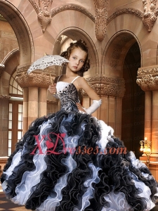2020 Fashionable Black and White Dresses with Ruffles for Little Girl Pageant