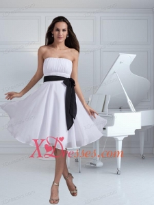 Sash Empire Strapless Knee Length Prom Dress in White