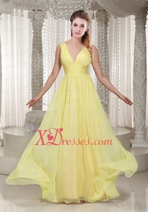 Latest Light Yellow V Neck Chiffon Prom Dress with Beading and Straps