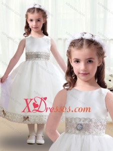 Discount Scoop White Little Girl Dresses with Appliques