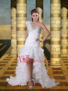 Hand Made Flower One Shoulder Beading High Low Fashionable Wedding Dress