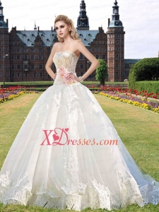Ball Gown Strapless Appliques Wedding Dress with Hand Made Flower