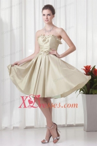 A-line Sweetheart Green Beading and Hand Made Flowers Prom Dress