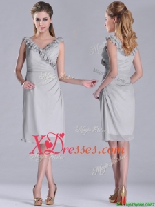 Modest V Neck Grey Chiffon Short Prom Dress with Side Zipper