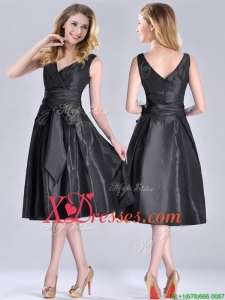 Popular Empire Black Tea Length Prom Dress with Ruching and Bowknot