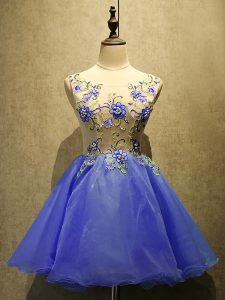 New Style Sleeveless Embroidery Lace Up Evening Dress