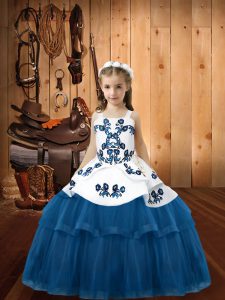 Blue Sleeveless Floor Length Embroidery Lace Up High School Pageant Dress