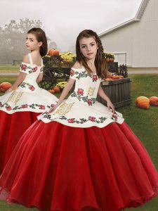 Sleeveless Floor Length Embroidery Lace Up Kids Formal Wear with Red