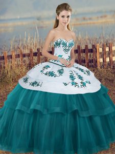 Decent Sleeveless Embroidery and Bowknot Lace Up Ball Gown Prom Dress