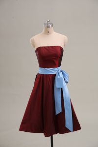Fashion Sleeveless Mini Length Sashes ribbons Zipper with Wine Red