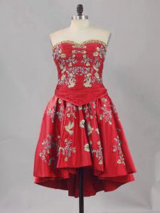 Flirting Sweetheart Sleeveless Prom Dress Mini Length Embroidery Red Satin
