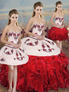 Floor Length White And Red Quince Ball Gowns Sweetheart Sleeveless Lace Up