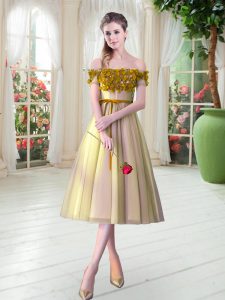 Elegant Gold Off The Shoulder Neckline Appliques Prom Dresses Sleeveless Lace Up
