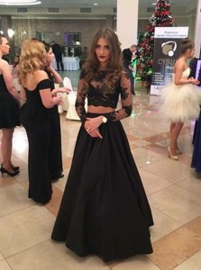 Stylish Scoop Lace Homecoming Dress Black Zipper Long Sleeves Floor Length
