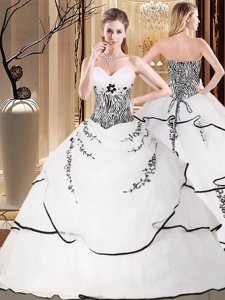 Fabulous White Sweetheart Lace Up Embroidery Sweet 16 Quinceanera Dress Sweep Train Sleeveless